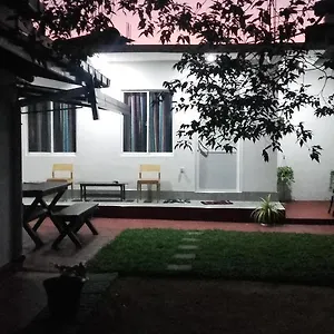 Araliya White House Séjour chez l'habitant Negombo